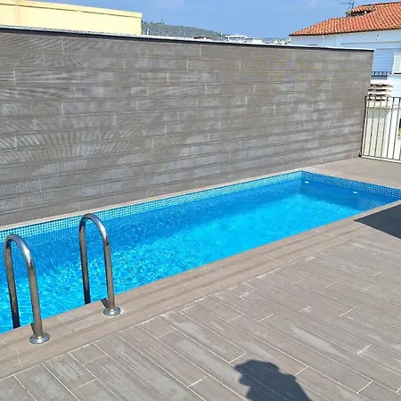 Deluxe With Private Bathroom Sitges
